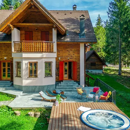 Stunning In With Sauna * Mrkopalj